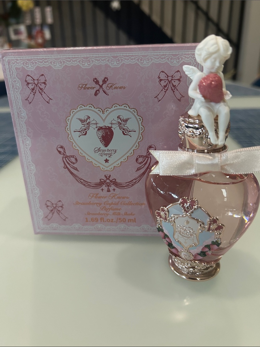 Flower Knows Perfume - Picture 3 of 5